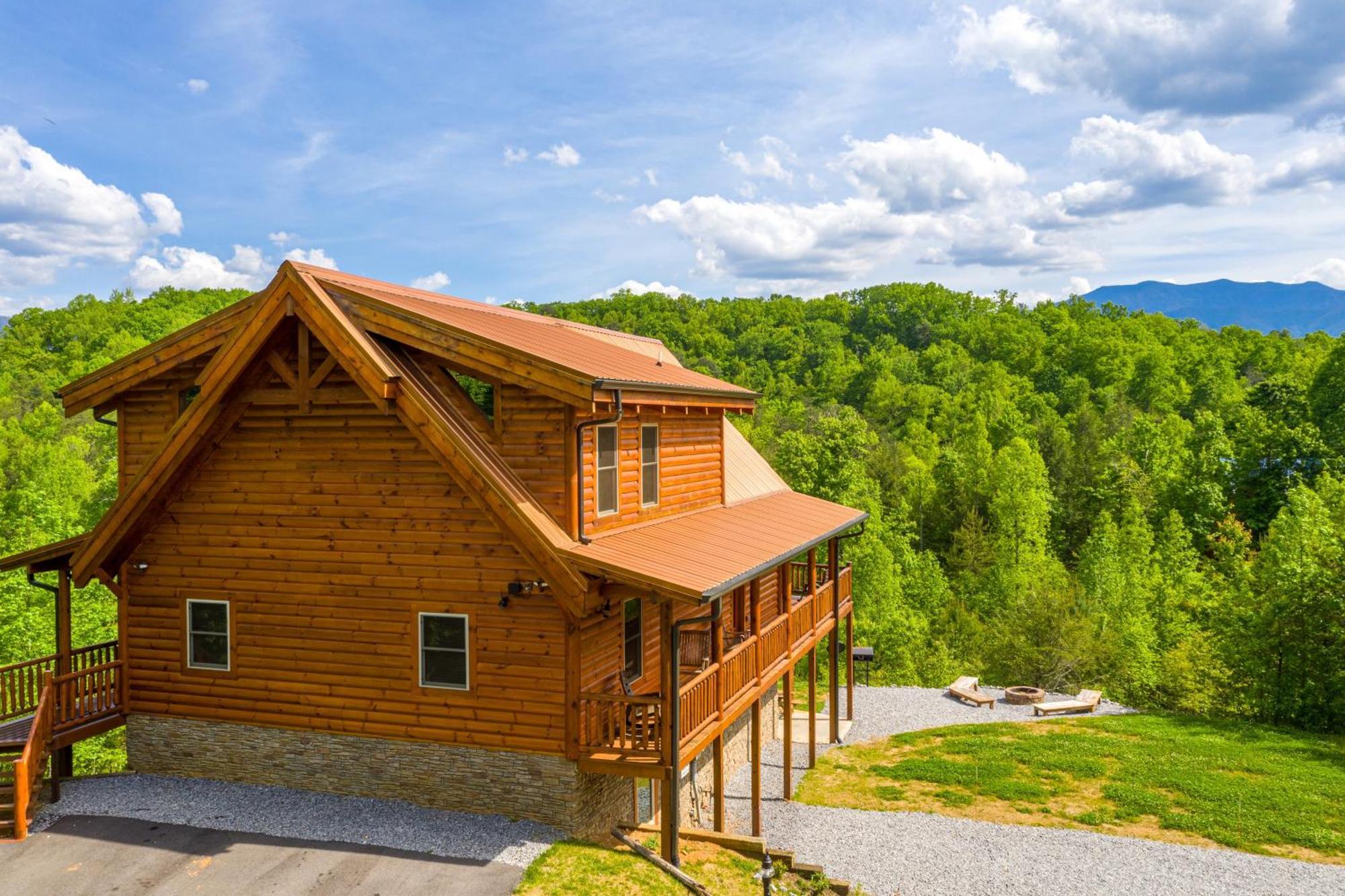 Ridge View Lodge Nature And Mountain View - Hot Tub - Firepit - Yard - Games Gatlinburg Exterior foto